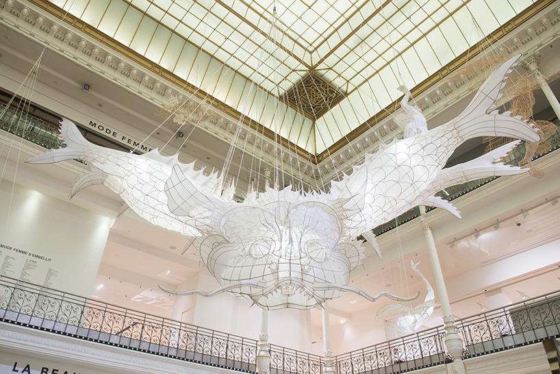 er-xi-exhibition-ai-weiwei-le-bon-marche-designboom-02